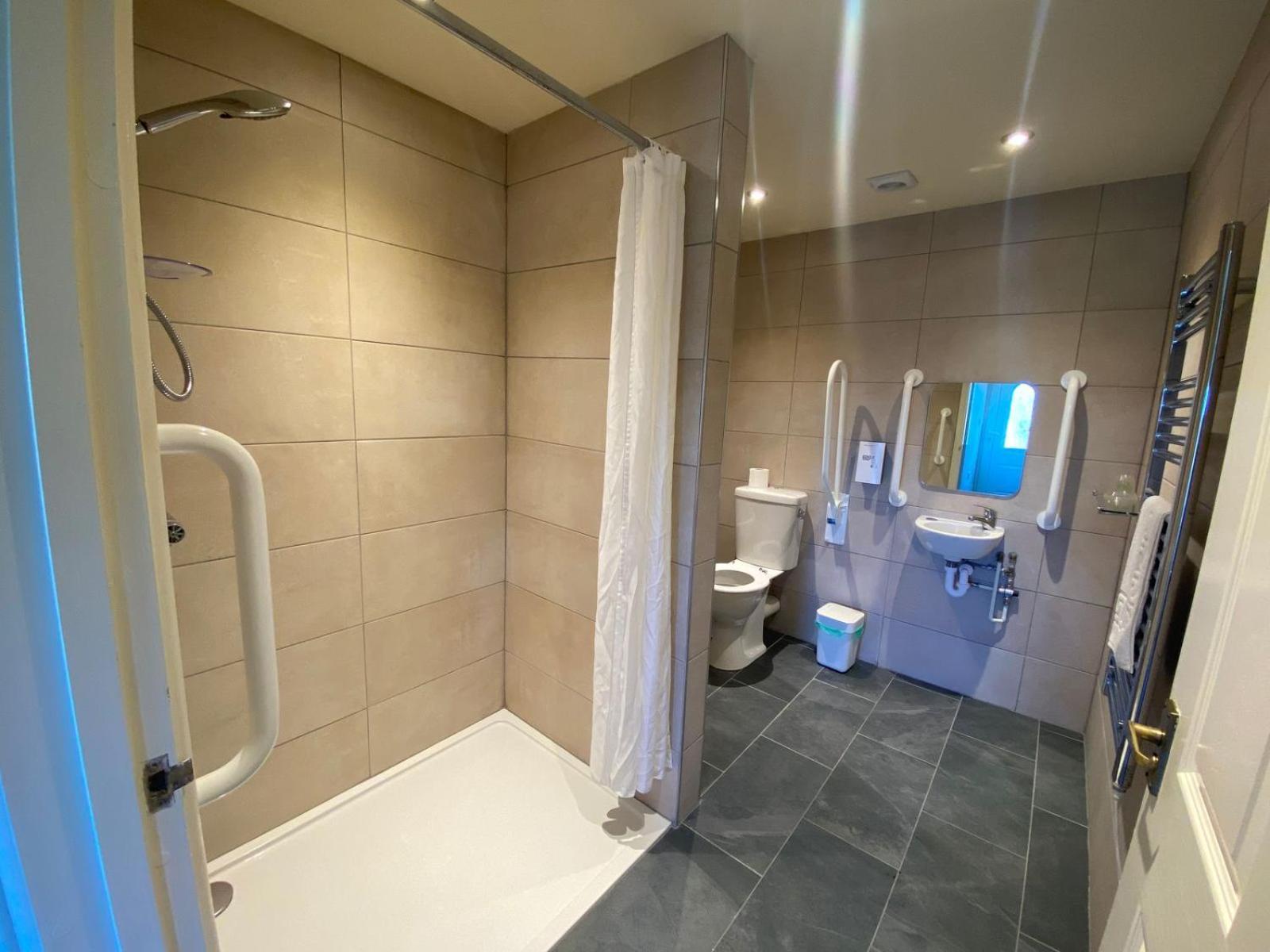 Croyde Bay Hotel Or Self Catering Exterior photo