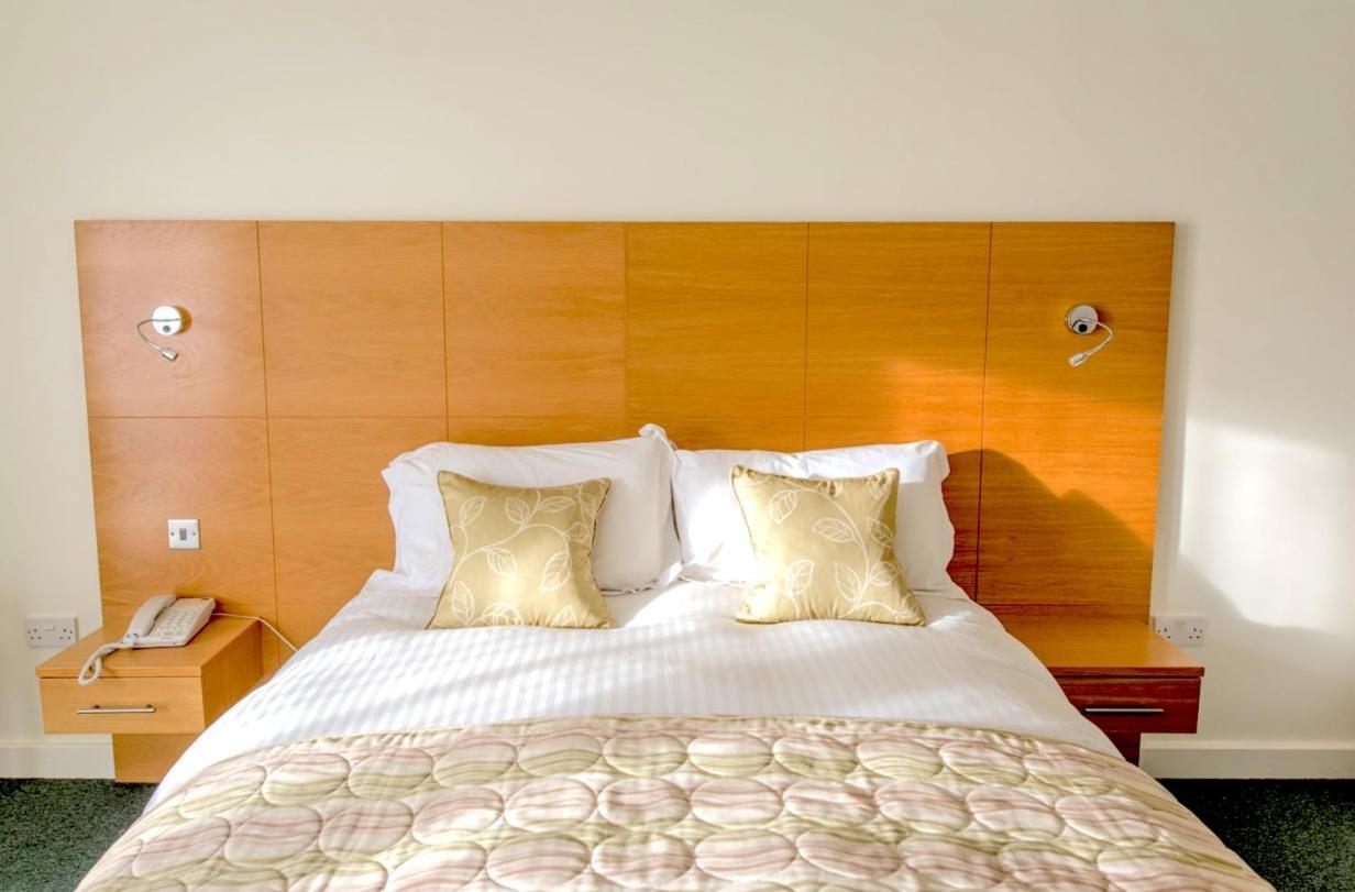 Croyde Bay Hotel Or Self Catering Exterior photo