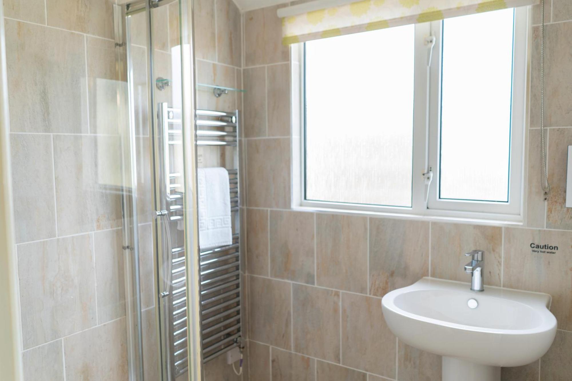 Croyde Bay Hotel Or Self Catering Exterior photo