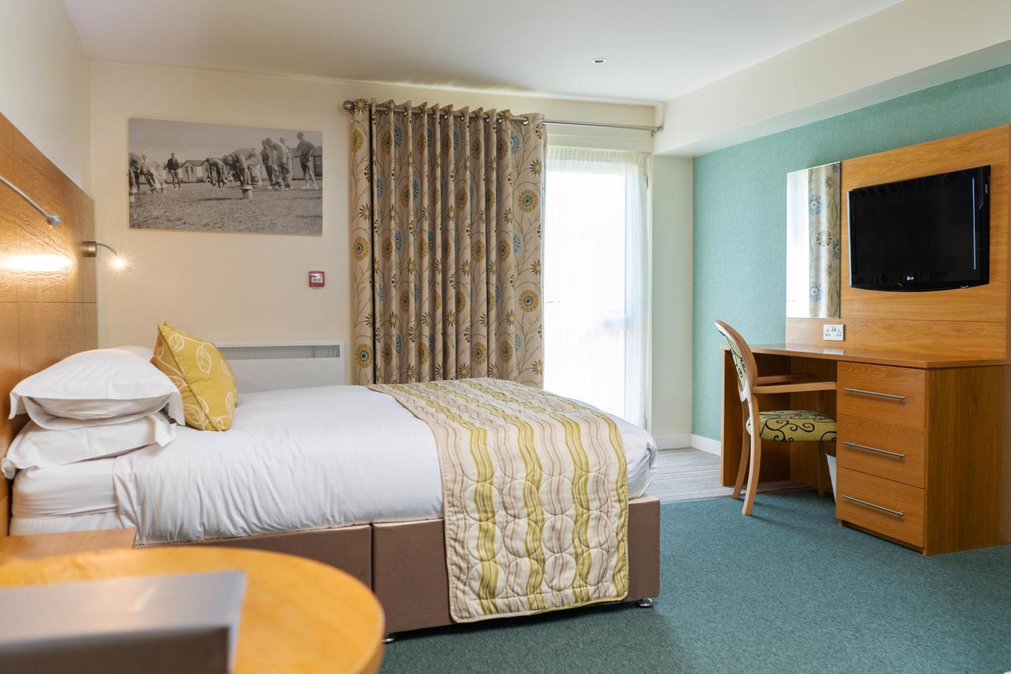 Croyde Bay Hotel Or Self Catering Exterior photo